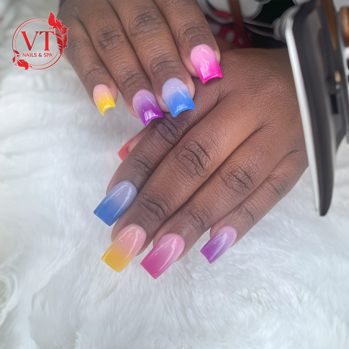 V T Nails nail photo 2